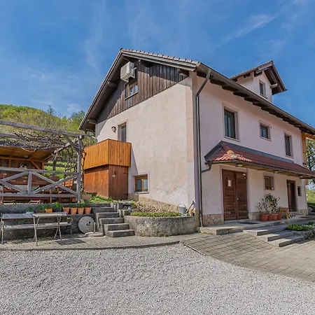 Tatil Evi Fun & Games Homestead Lukec - Happy *