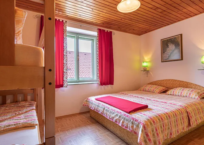 Tatil Evi Fun & Games Homestead Lukec - Happy