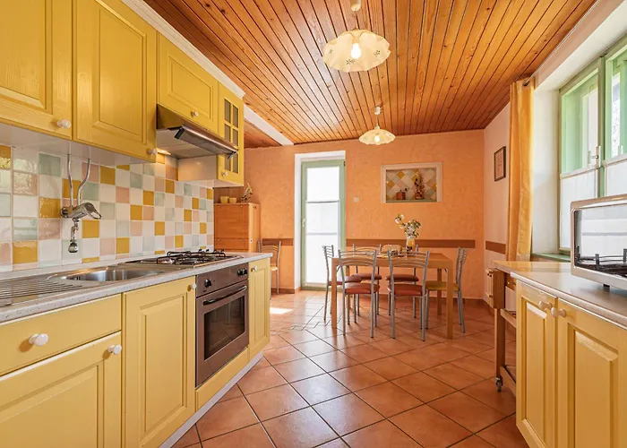 Tatil Evi Fun & Games Homestead Lukec - Happy *