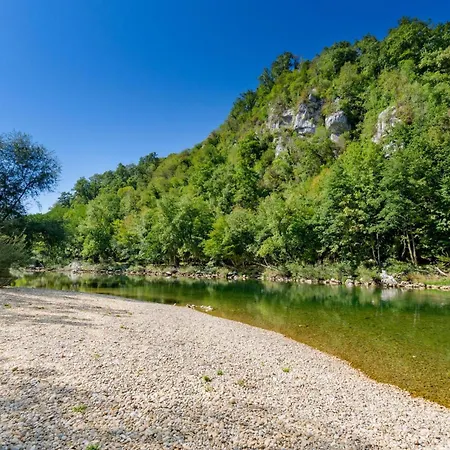 Lukceva Domacija Pocitniska Hisa - Happy * Kostel