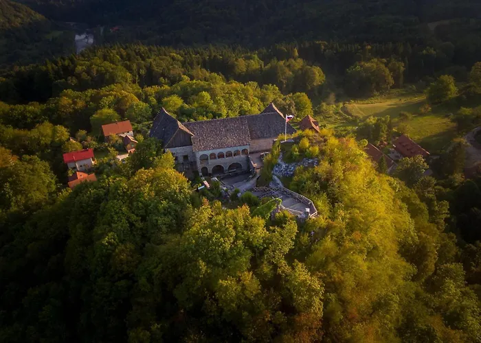 Lukceva Domacija Pocitniska Hisa - Happy * Kostel